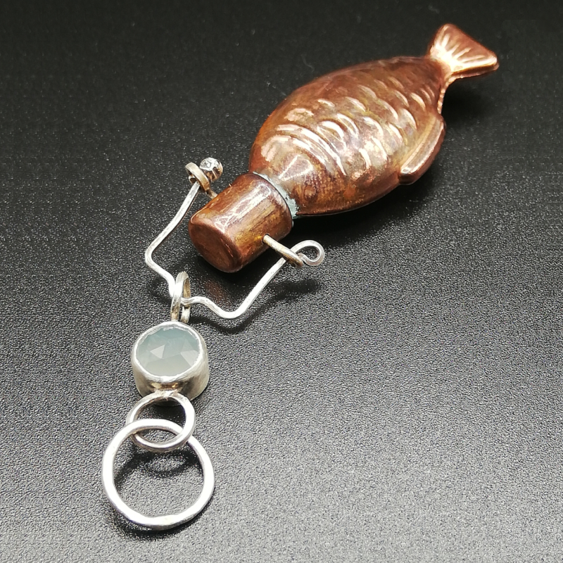 A selection of images of jewellery collections, hand made by Loz Samuels. Each image links to a page with more detailed information for each piece.   